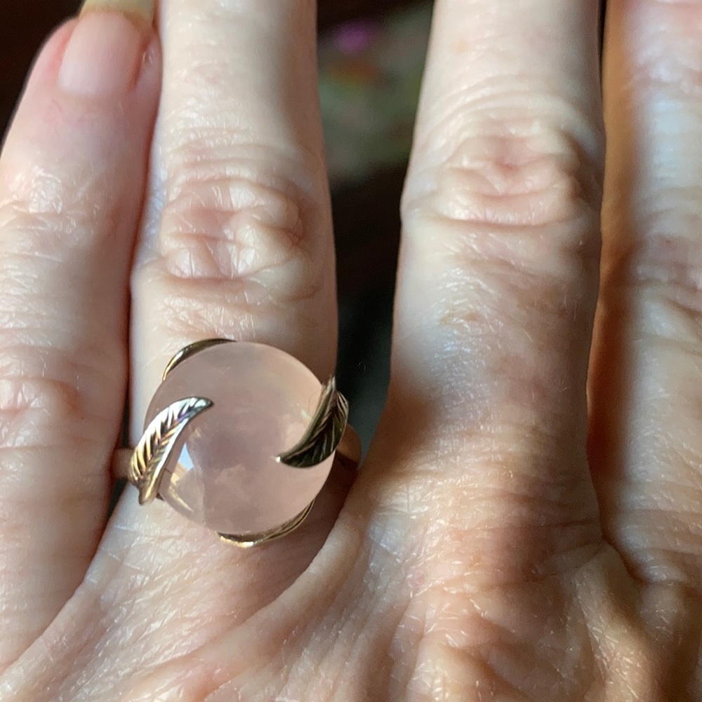 Gold leaf rose quartz ring